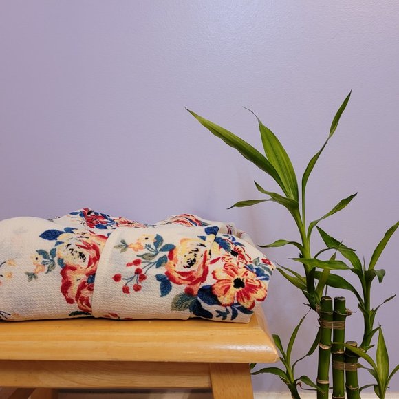 Crystal Sky Floral Shorts Romper - Picture 4 of 8